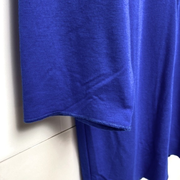 Boston Proper V Neck Inspired Keyhole Front Royal Blue Blouse Top Size Medium - Picture 5 of 9